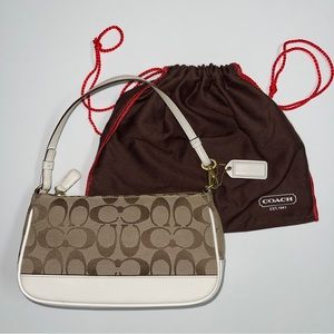 100% Authentic Vintage Y2K White and Brown Coach Demi Bag 🤎